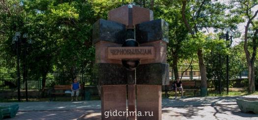 Фото Памятник ликвидаторам Чернобыльской аварии