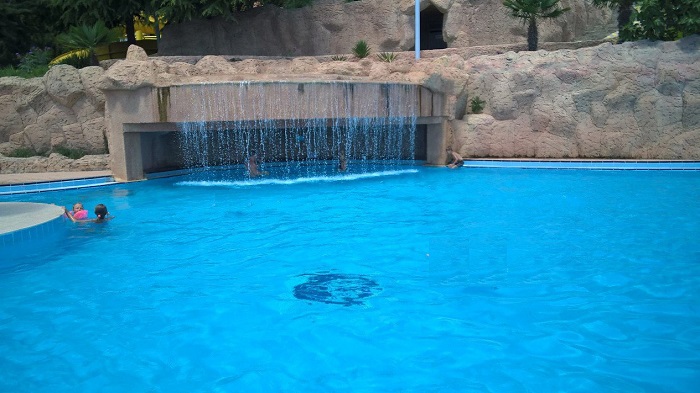 Фото Бассейны в аквапарке Миндальная роща Алушта