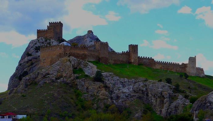 Достопримечательности Крыма Генуэзская крепость в Судаке